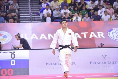 Б.Эрхэмбаяр Улаанбаатар Их дуулгаас хүрэл медаль хүртэв